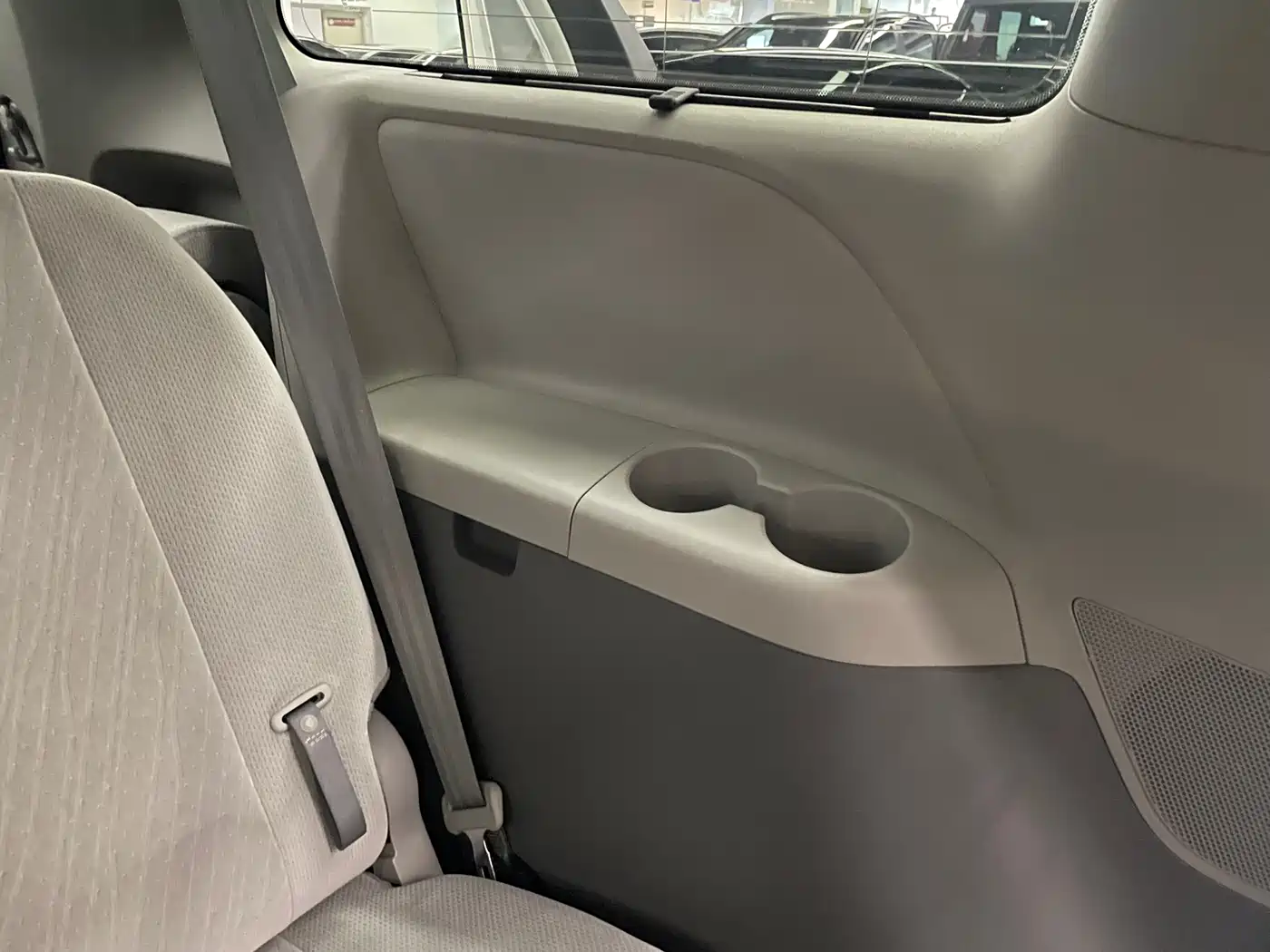 Toyota Sienna 2016 2015 3.5L 2WD LE