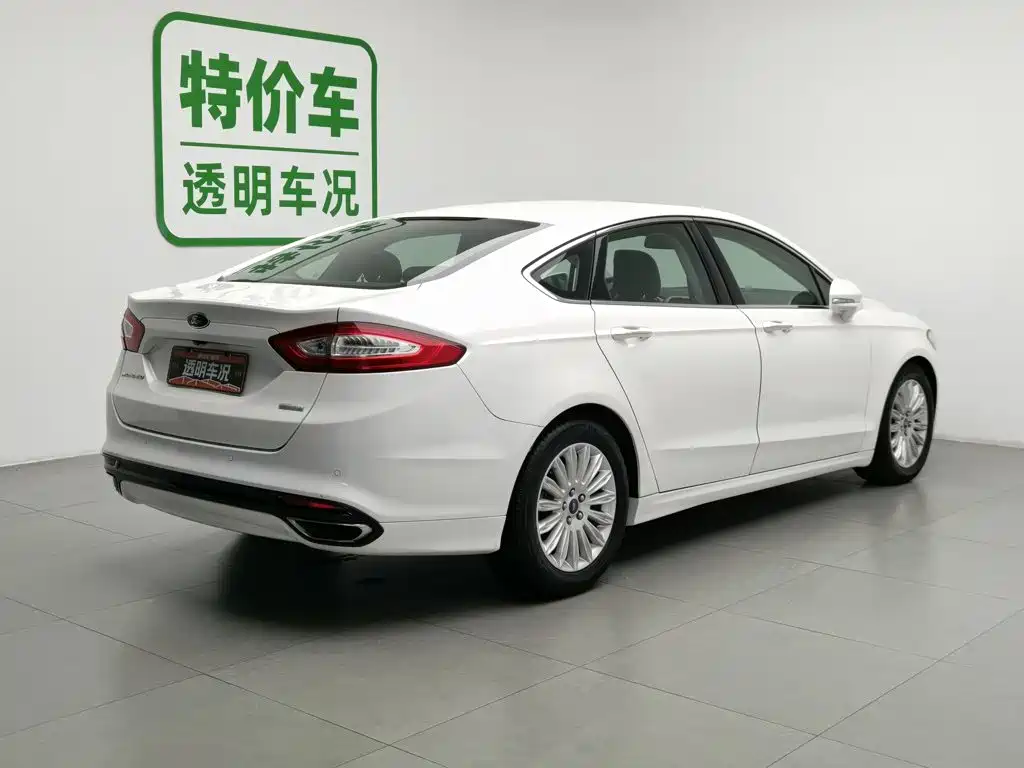 Photo 2 - Ford Mondeo