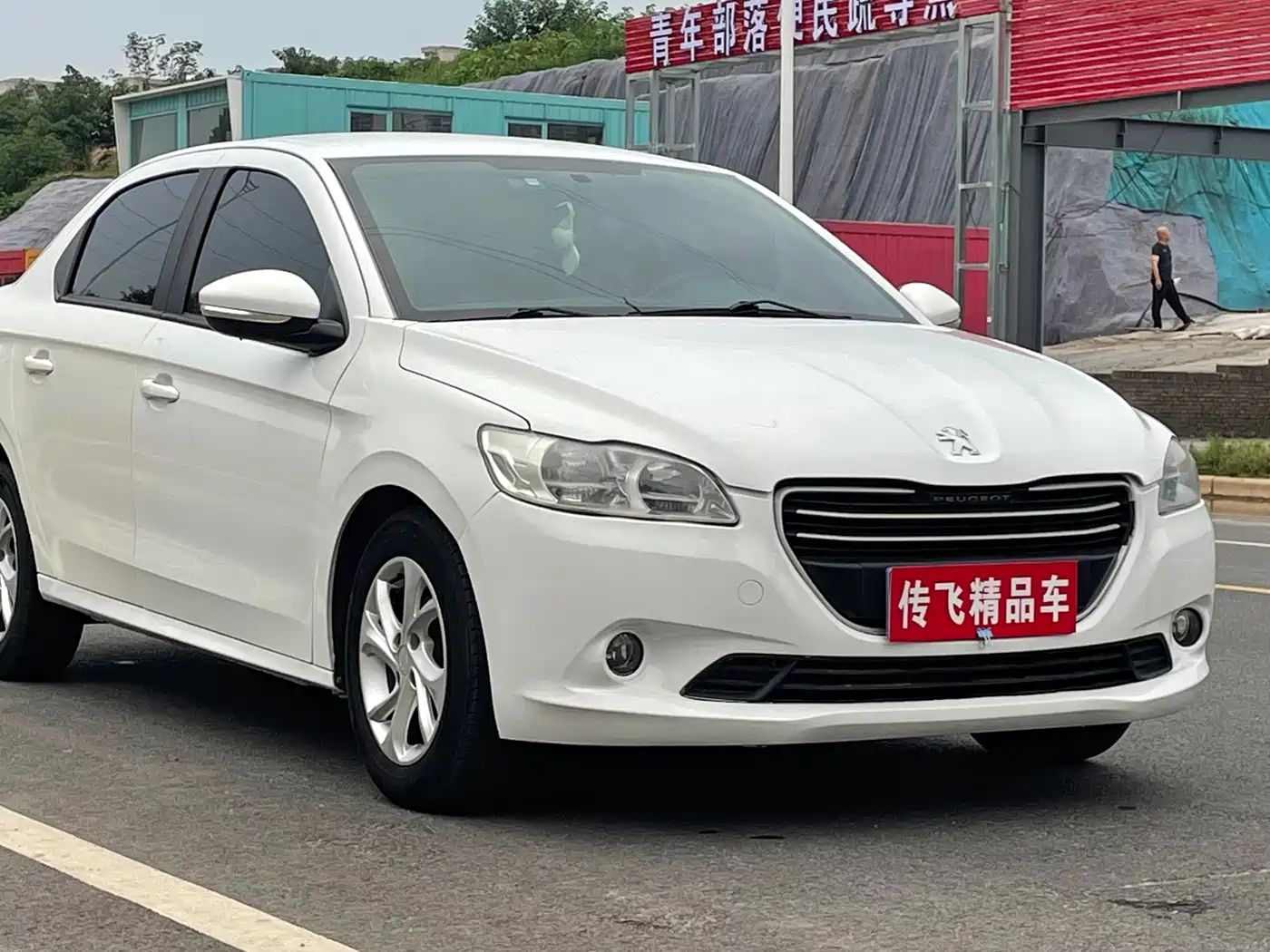 Peugeot 301 2016 2016 1.6L Auto Comfort Edition