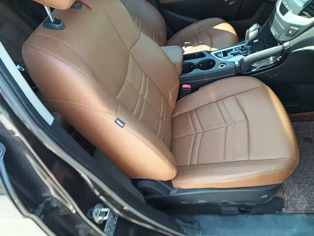 Фото 25 - Dongfeng Fengdu MX5