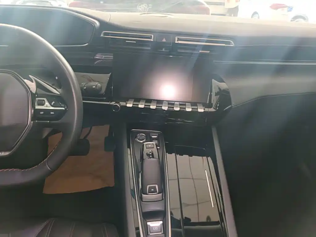 Photo 13 - Peugeot 508