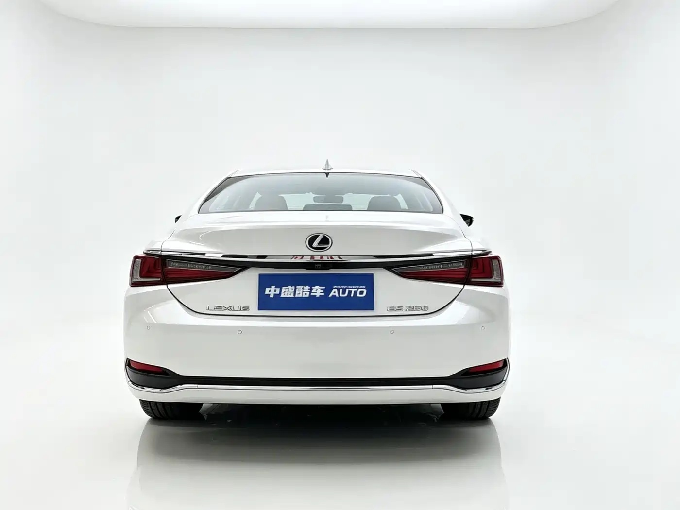 Lexus ES 2020 200 Excellence фото 7