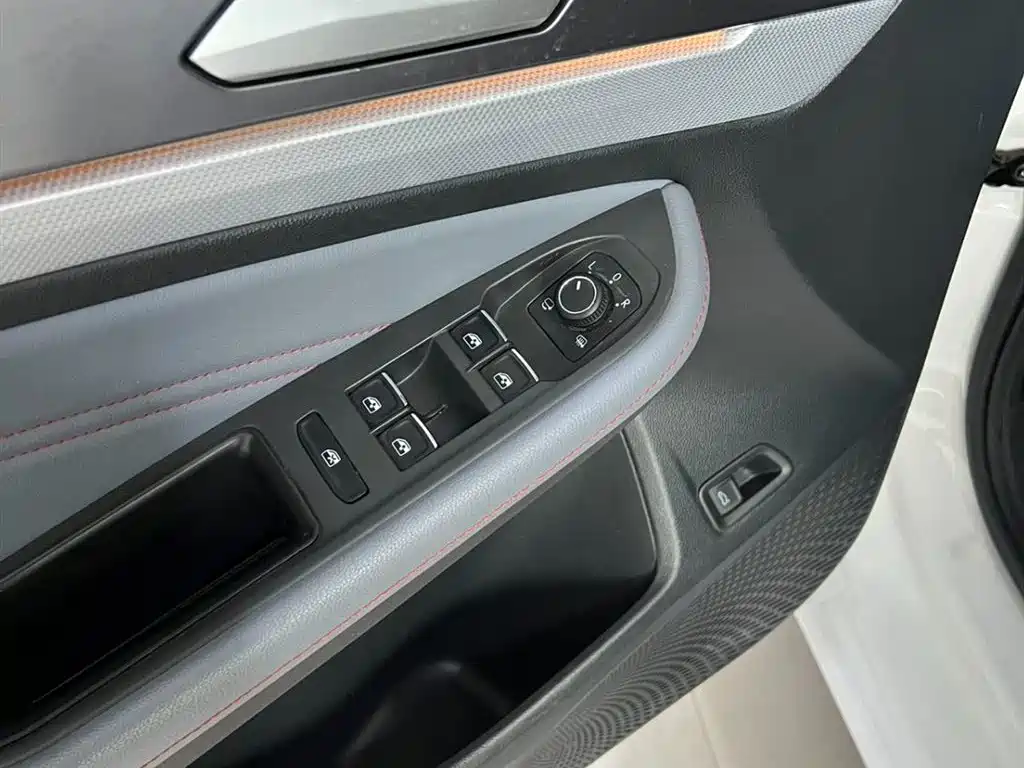 Volkswagen Lamando 2023 Lamando L 280TSI DSG Cool Edition фото 7