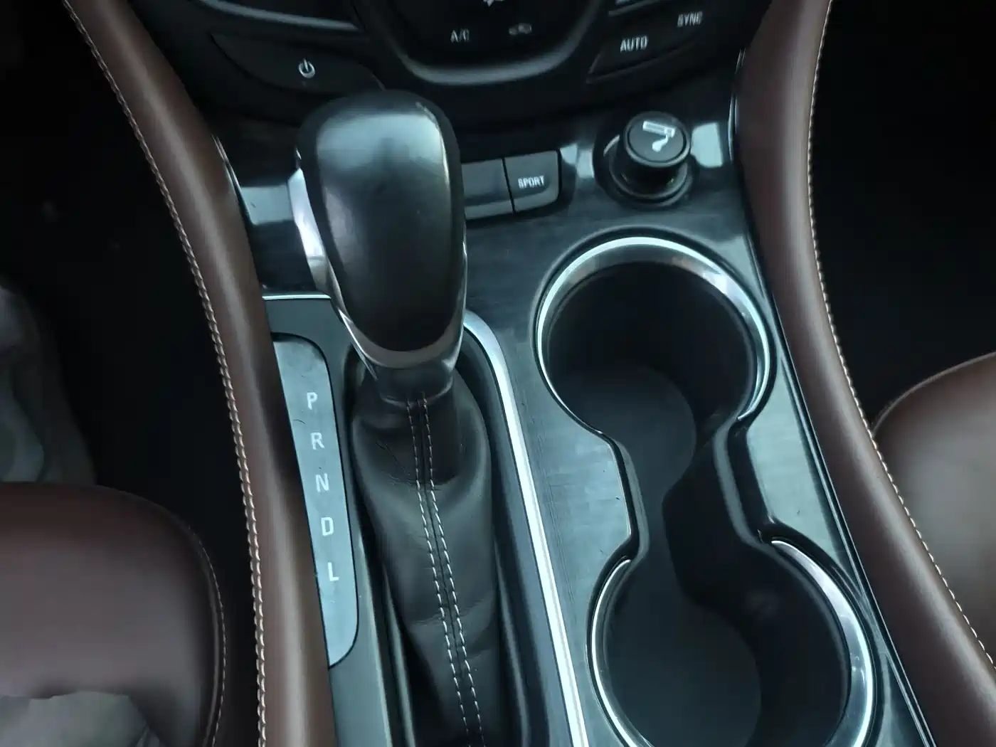 Buick Envision Plus 2018 28T 4WD Elite фото 14