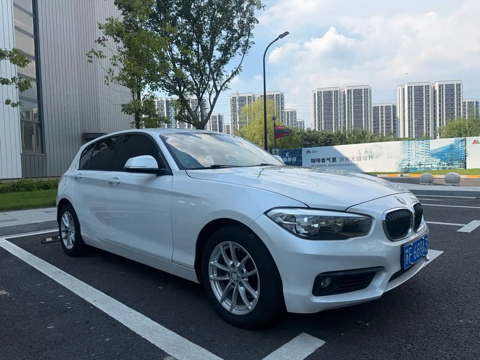 صورة 3 - BMW 1 Series (Import)