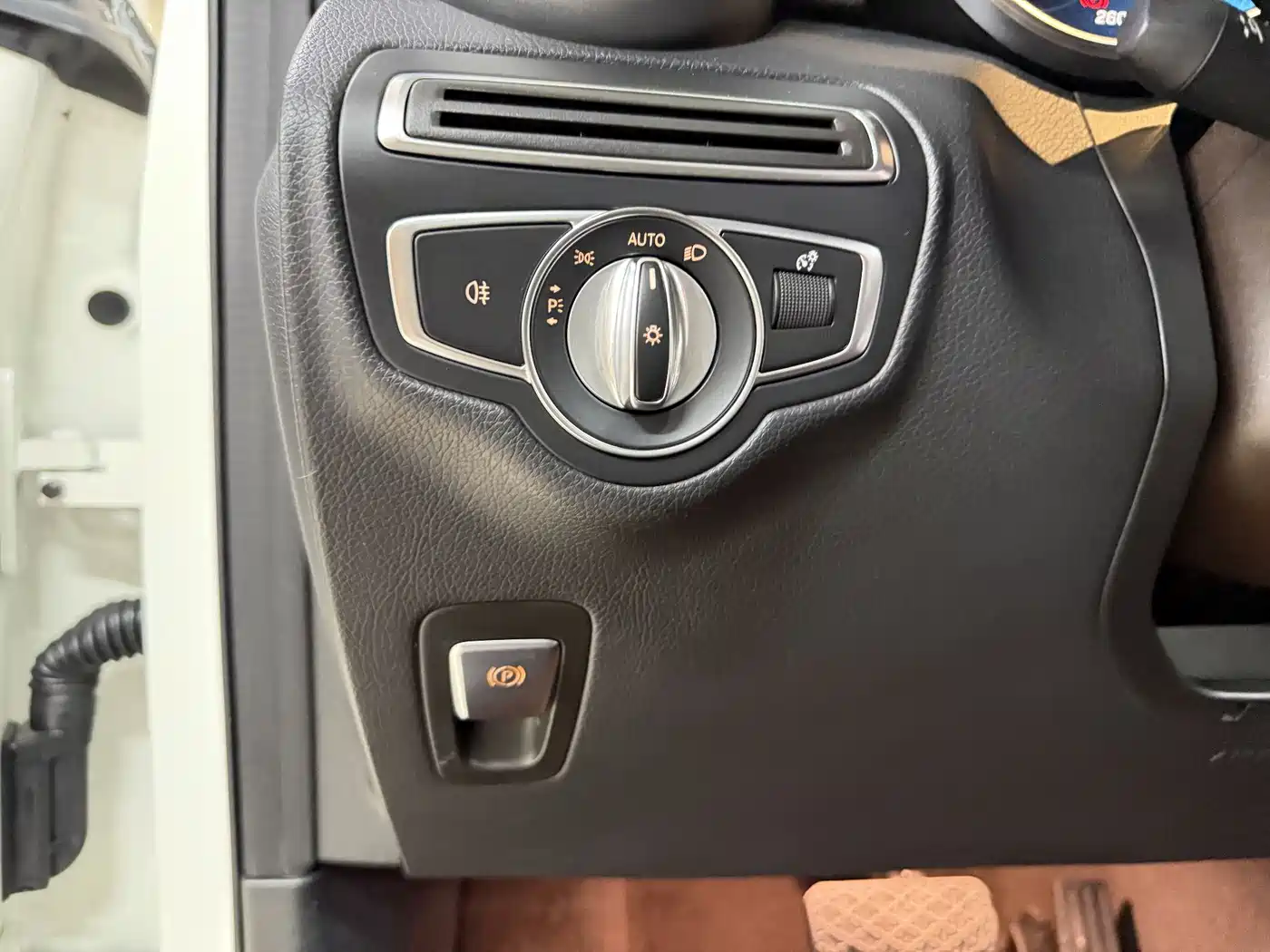 Mercedes-Benz GLC 2021 GLC 300 L 4MATIC Sporty фото 12