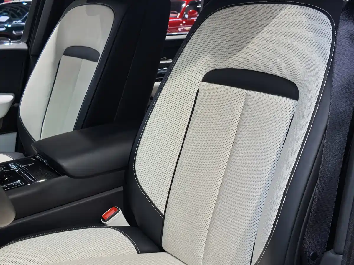 Rolls-Royce Cullinan 2024 2024 Black Badge
