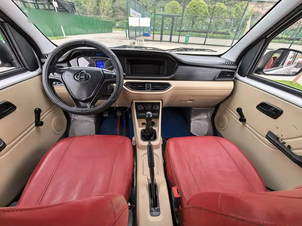 Changan Kuayue Kuayuexing V3 2024 2023 1.5L Gasoline Standard 7-seater Passenger Vehicle