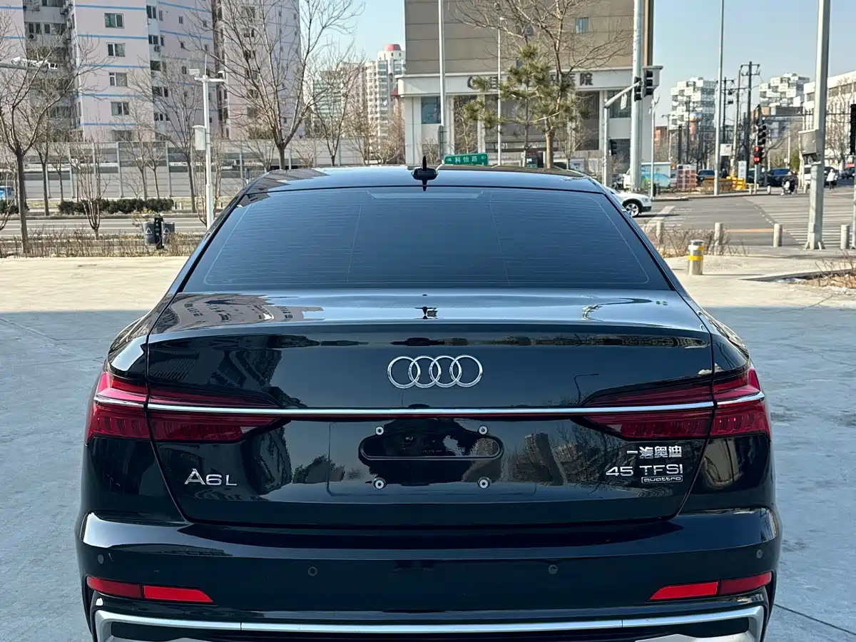Audi A6L 2026 Model Year 45 TFSI quattro Premium Dynamic фото 5