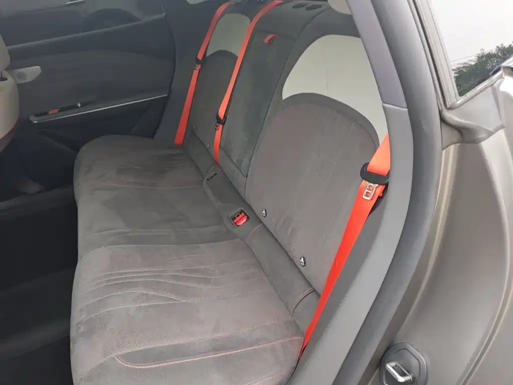 Geely Galaxy Galaxy E8 2024 2024 620km 4WD Starship Performance Edition