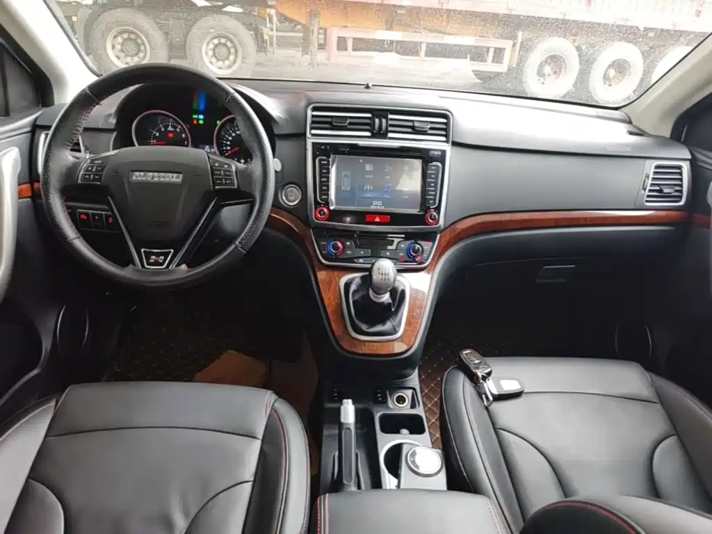 Фото 10 - Haval H6