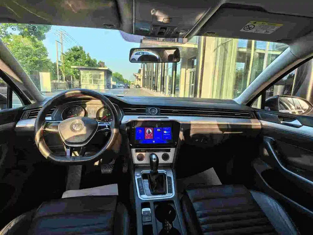 Volkswagen Magotan 2018 280TSI DSG Comfort фото 16