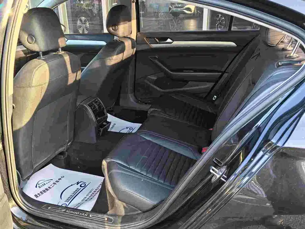 Volkswagen Magotan 2018 280TSI DSG Comfort фото 14