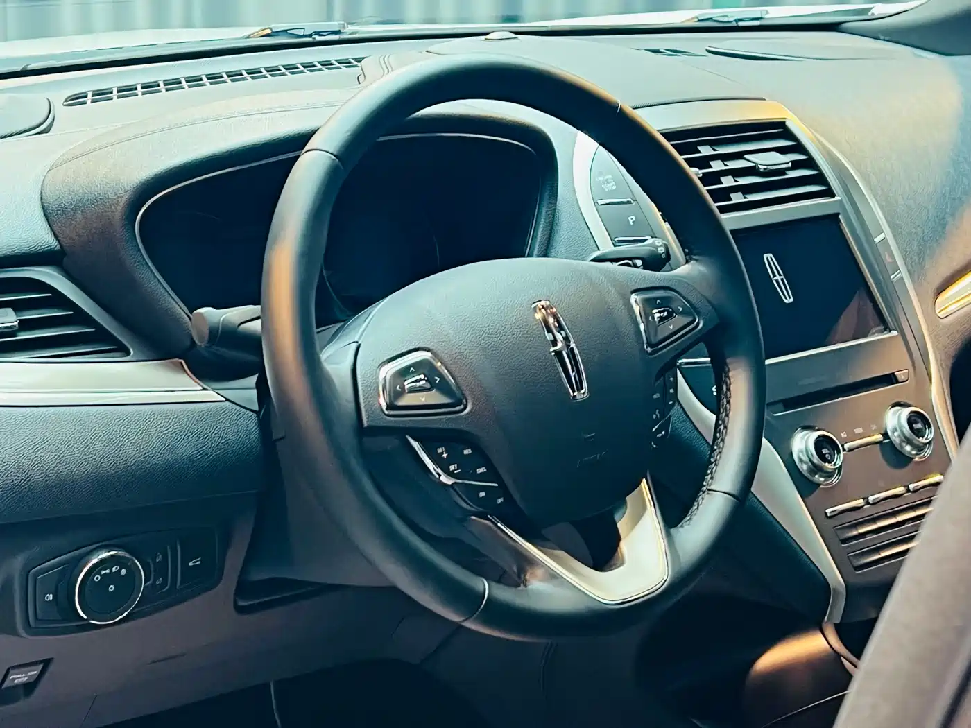 Lincoln MKC 2015 2014 2.0T 2WD Premium Edition