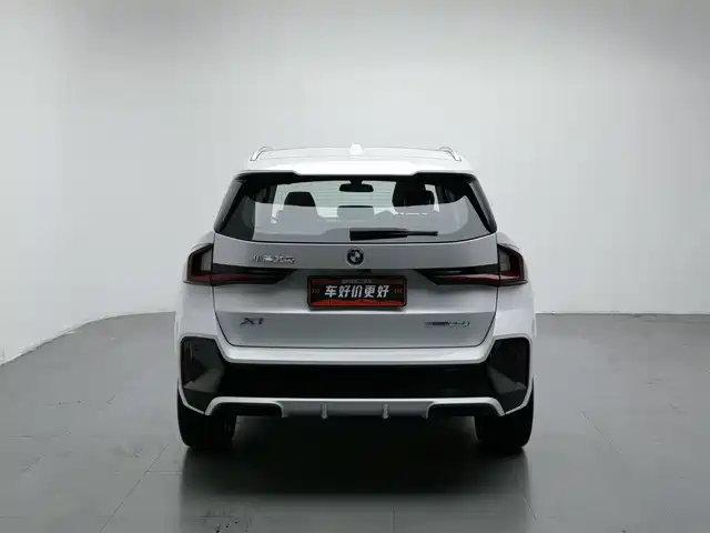 BMW X1 2023 sDrive25Li M Sport Package — фото 4