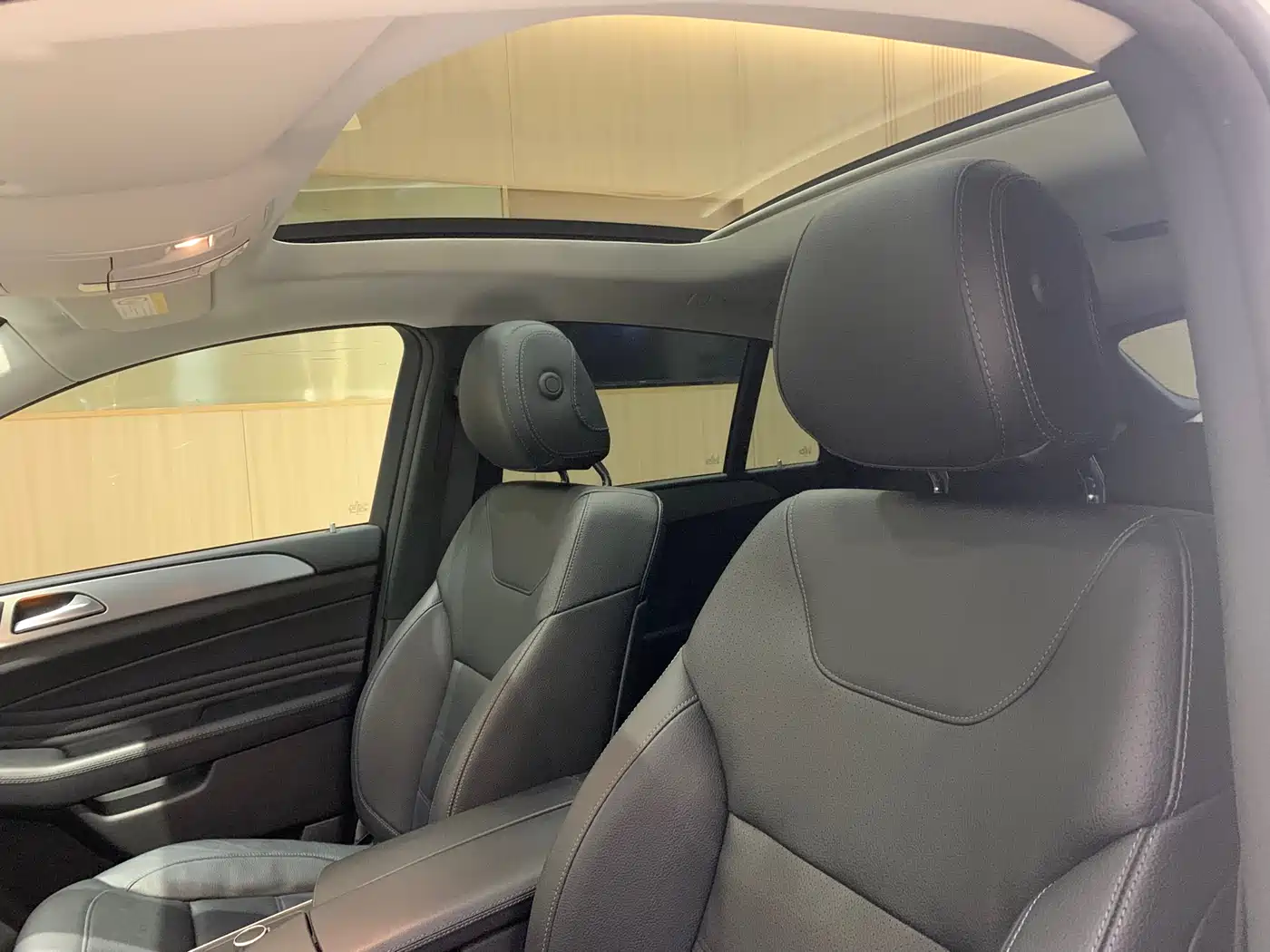 Mercedes-Benz GLE Coupe 2017 GLE 400 4MATIC Coupe SUV фото 14