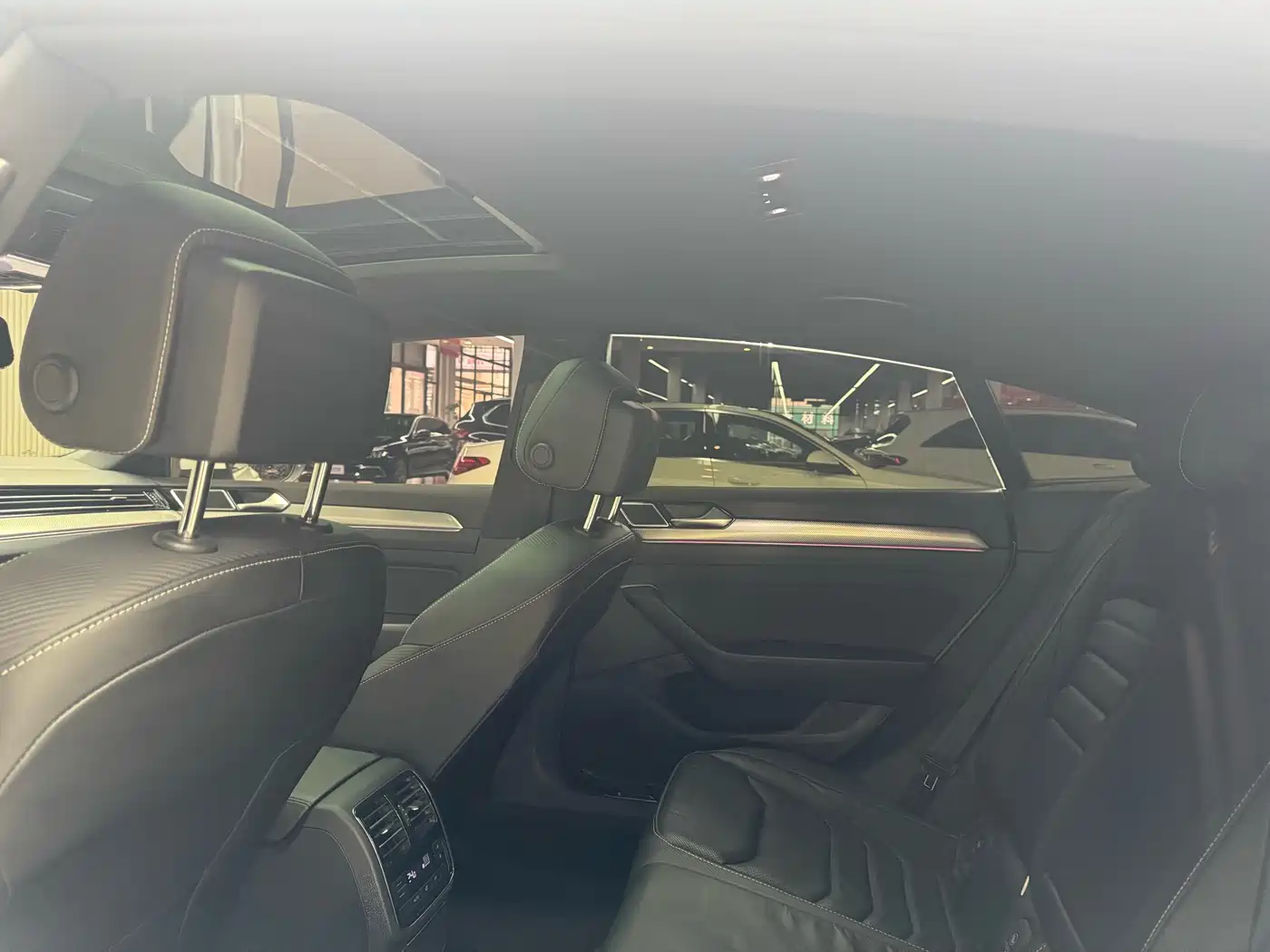 Volkswagen FAW-Volkswagen CC 2019 330TSI Charming Appearance (China V) фото 17