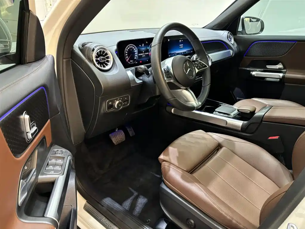 Mercedes-Benz GLB 2024 GLB 220 Dynamic фото 14