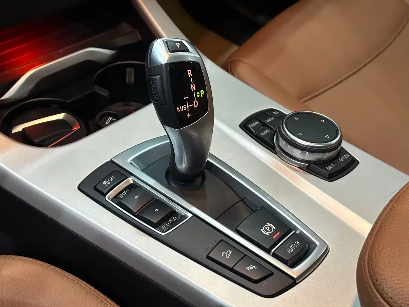 BMW X3 (Import) 2014 xDrive28i Leading Edition фото 4
