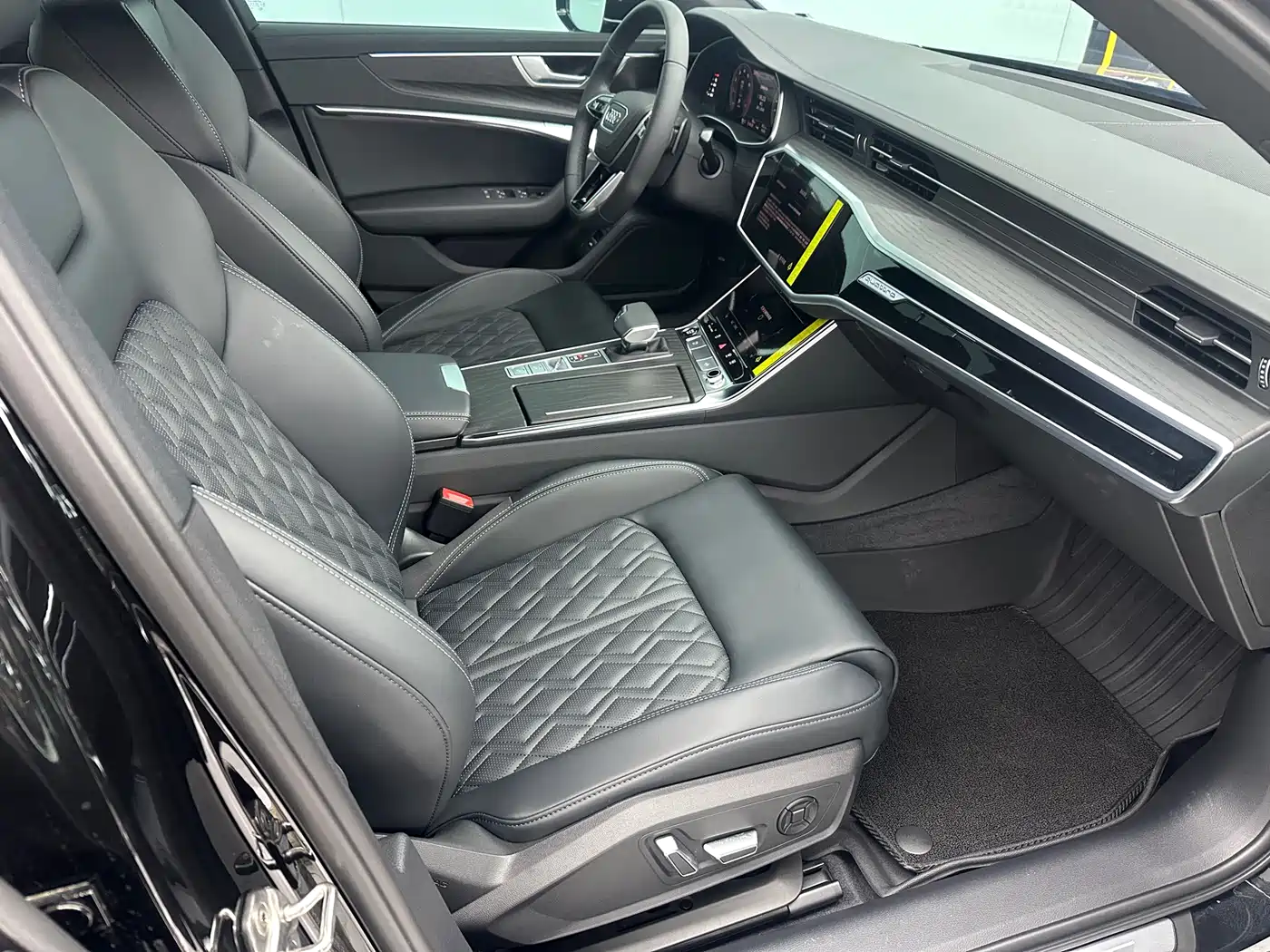 Audi A6L 2026 Model Year 45 TFSI quattro Premium Dynamic фото 10