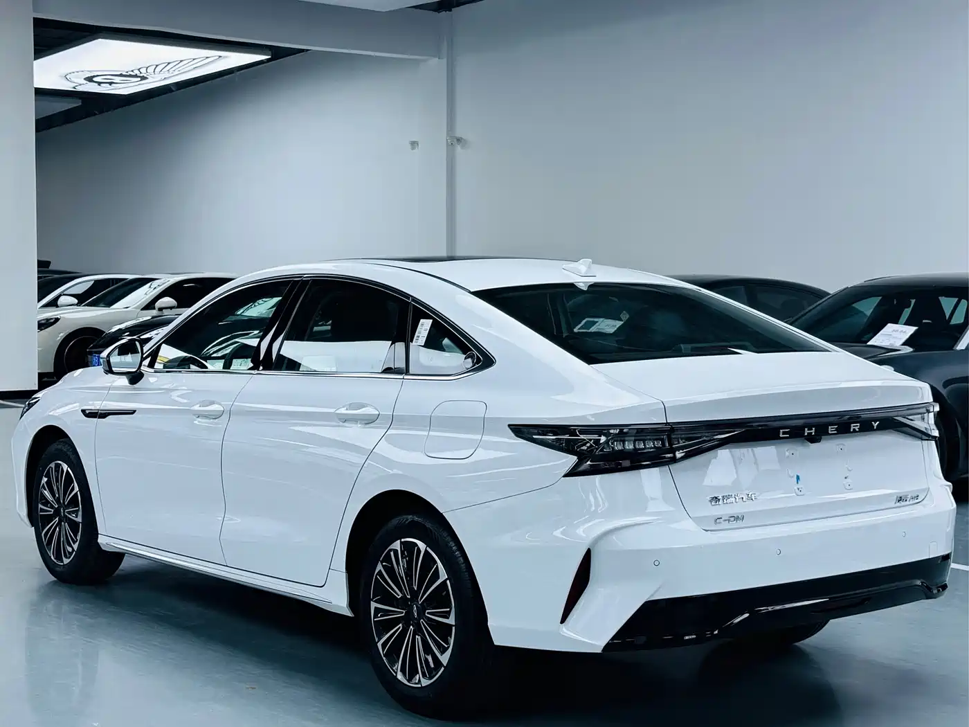 CHERY FENGYUN FENGYUN A8