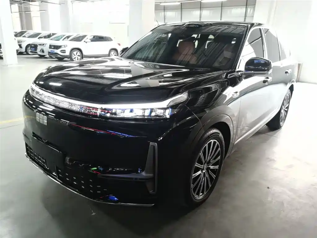 Geely Galaxy M9 2025 Base Model