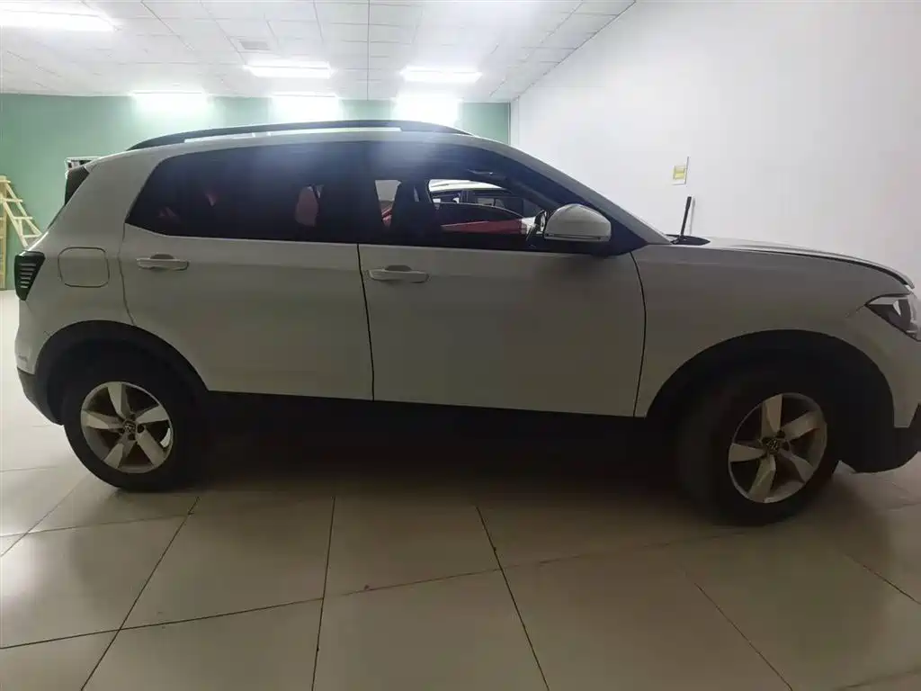 VOLKSWAGEN TU KAI