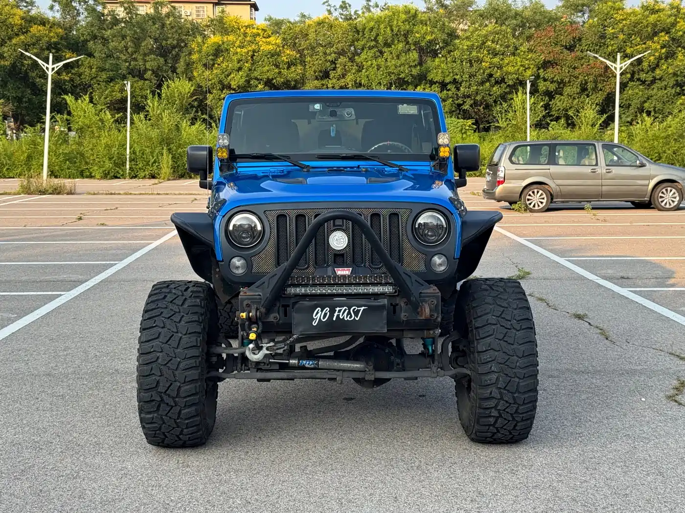 Фото 2 - Jeep Wrangler