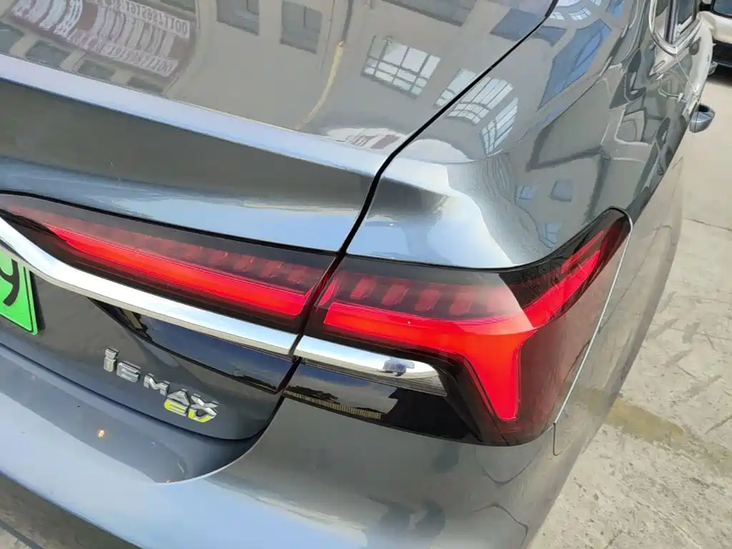 Roewe i6 MAX EV 2023 2022 EV 500 Sunroof Premium