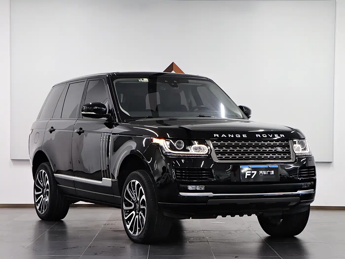 Land Rover Range Rover 2017 3.0 SC V6 Vogue фото 3