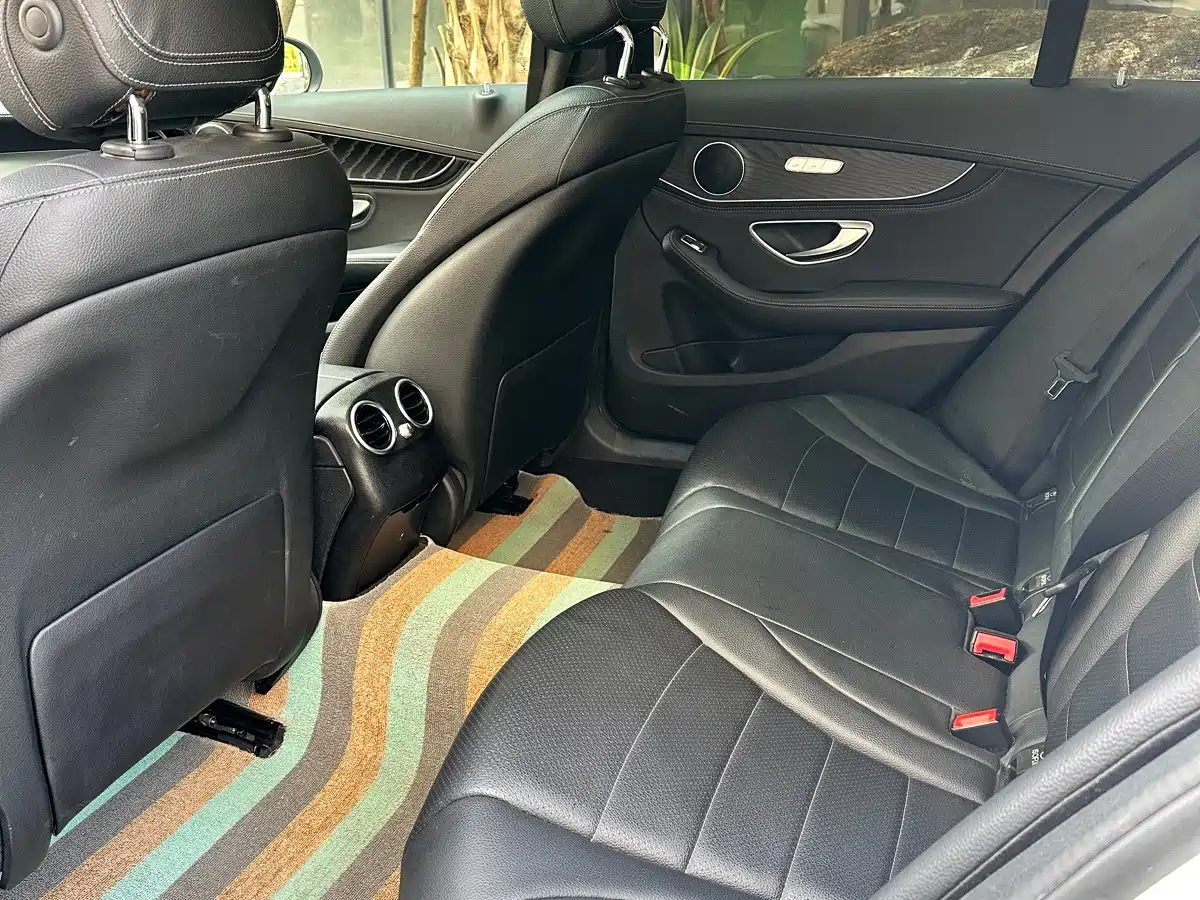 Фото 6 - Mercedes-Benz C-Class