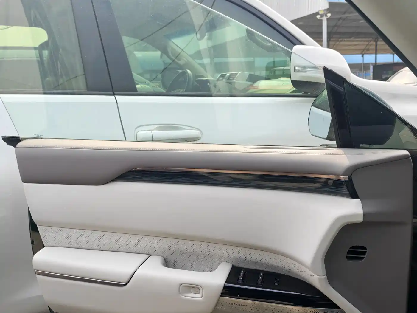 ZEEKR EXTREME KRYPTON 7X