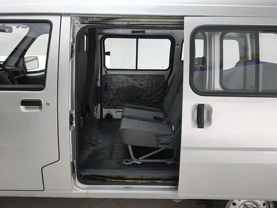 Wuling Motors Wuling Zhiguang 2024 2023 1.5L Utility 5/7-seater