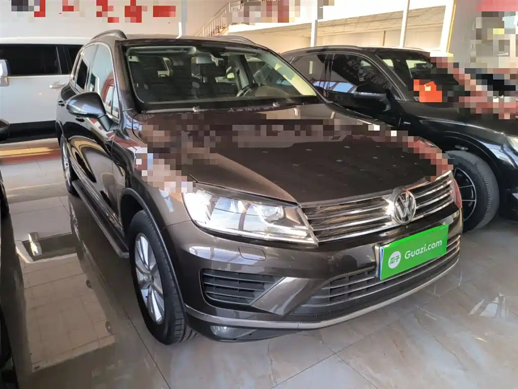 Фото 22 - Volkswagen Touareg