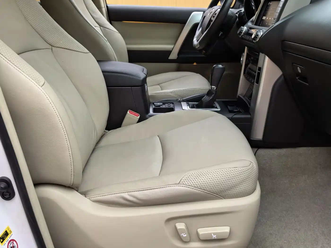 Toyota Prado 2010 4.0L Automatic TX-L фото 19