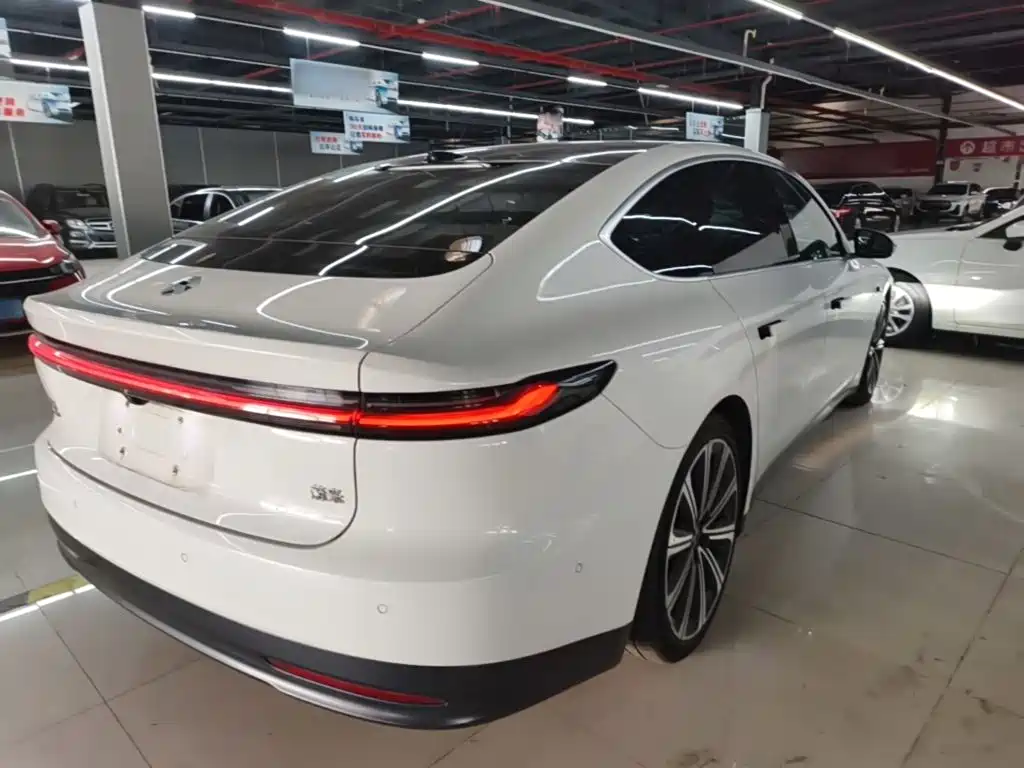 NIO ET7 2025 2024 75kWh Executive Signature Edition