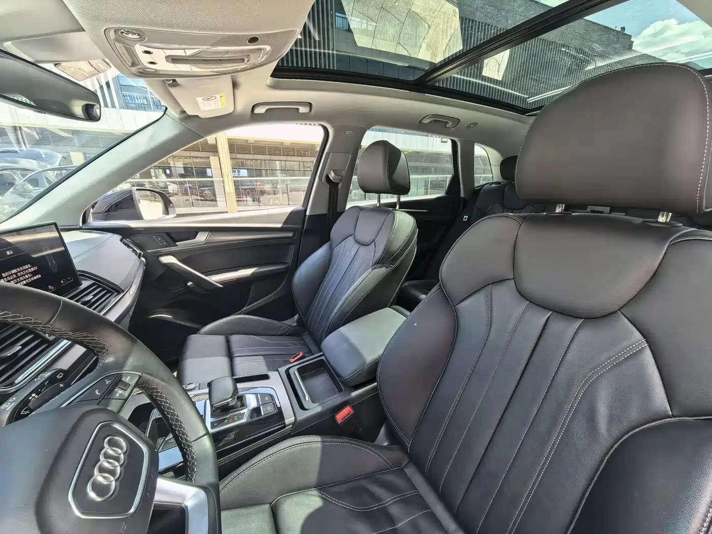 Audi Q5L 2022 40T Luxury Dynamic фото 6