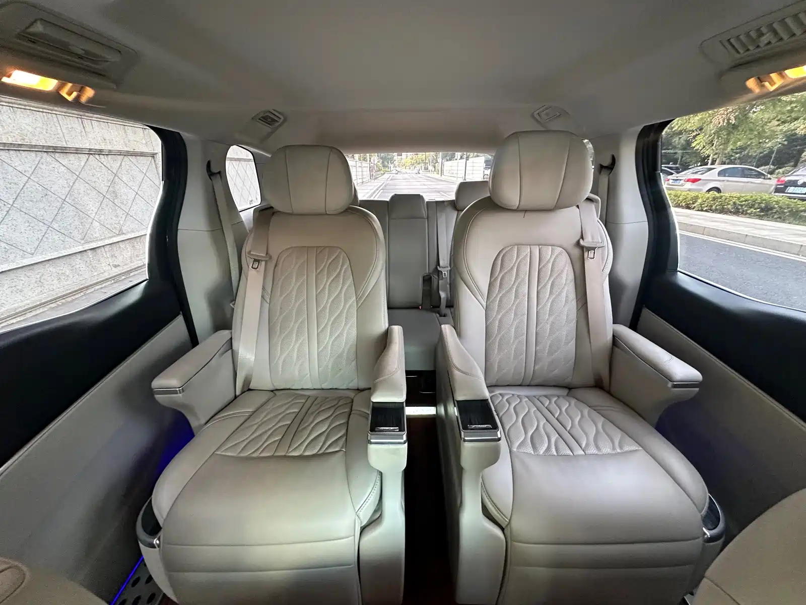 Фото 9 - Buick GL8