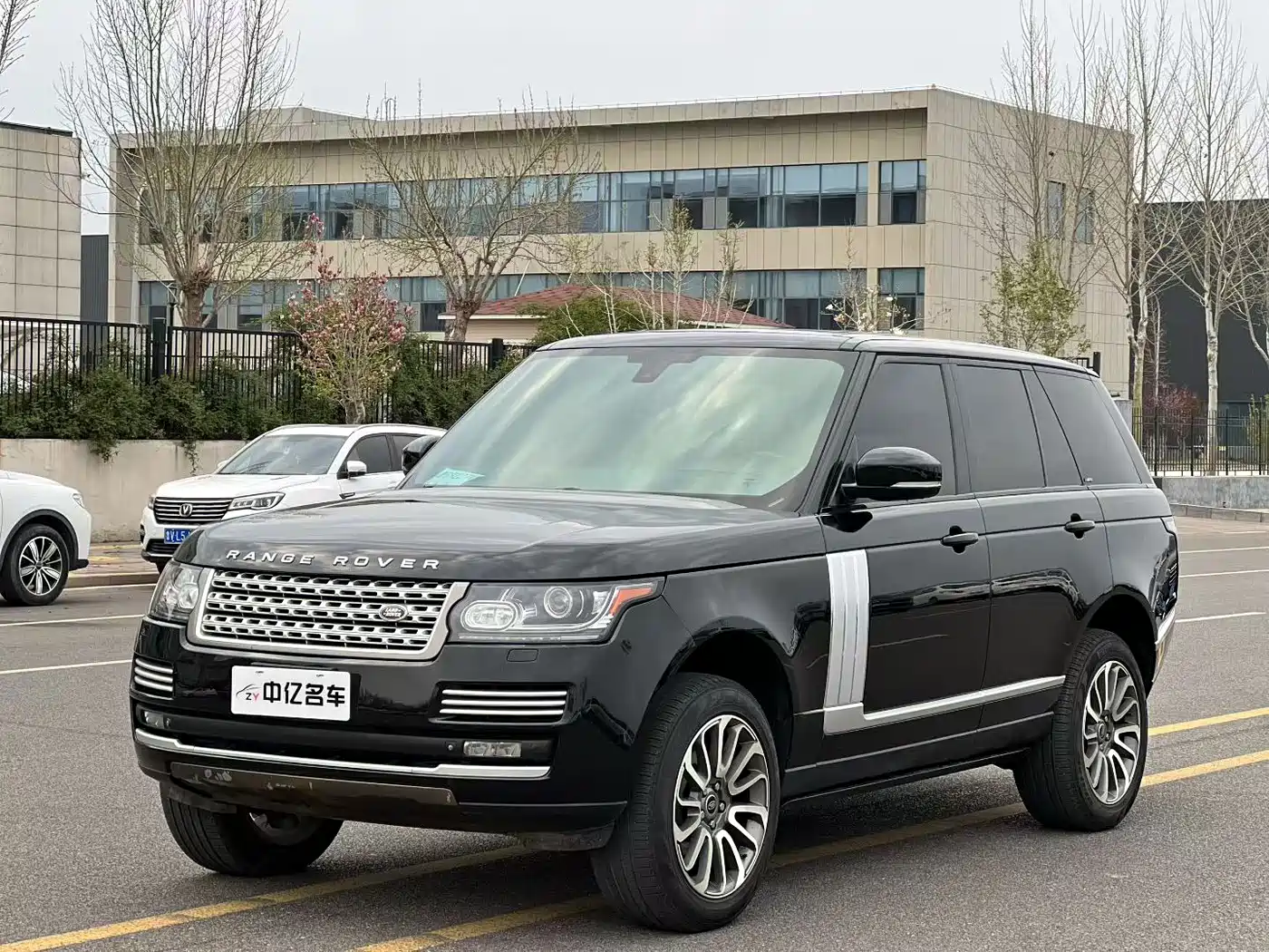Land Rover Range Rover 2014 3.0 SC V6 Vogue фото 2