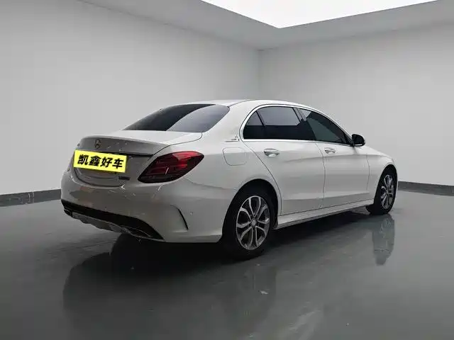 Mercedes-Benz C-Class 2016 C 180 L Sport фото 4