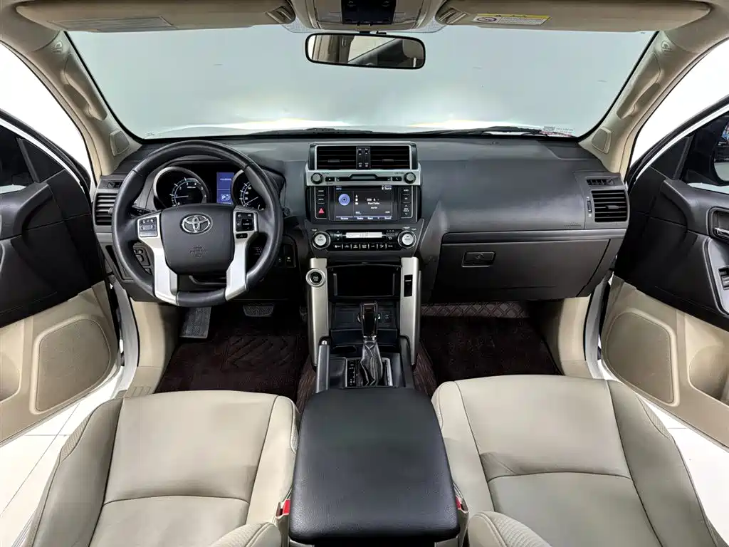 Toyota Prado 2010 4.0L Automatic TX-L фото 11