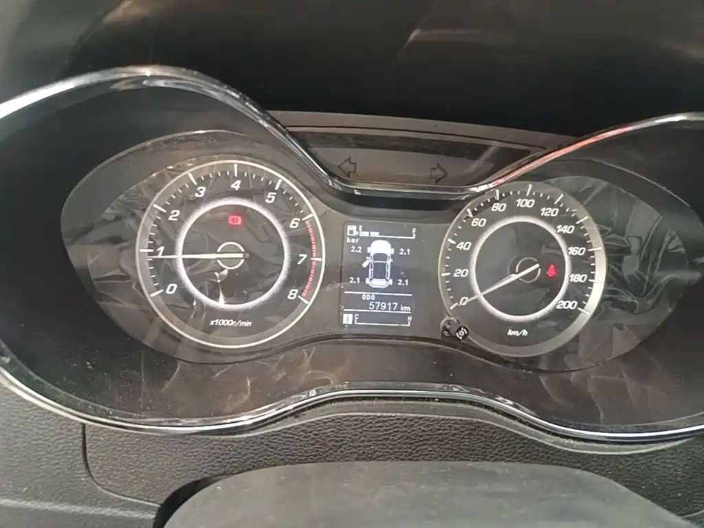 Baojun 560 2017 2016 1.5T Manual Luxury