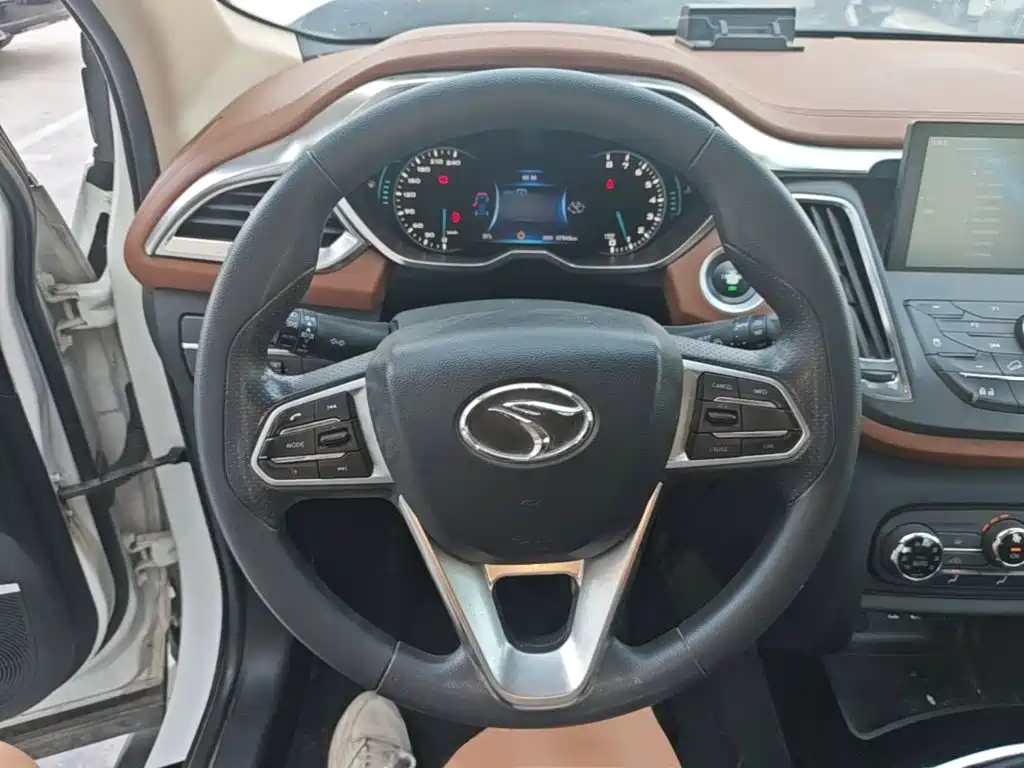 Soueast DX7 2017 2017 2.0T Manual CCPC Champion Edition