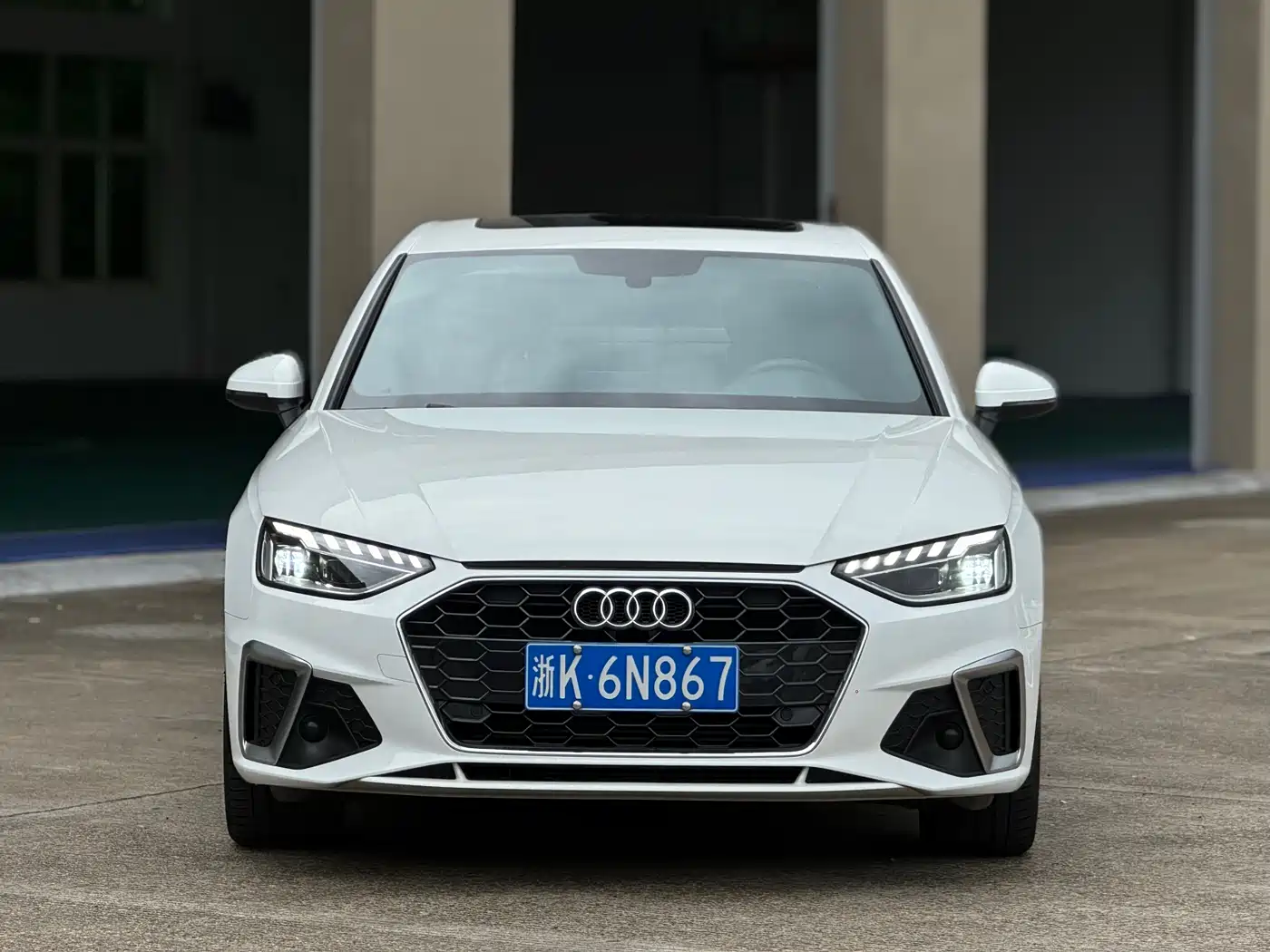 Audi A4L 2020 40 TFSI Fashion Dynamic Edition фото 2