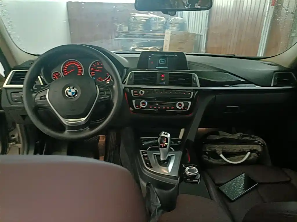 BMW 3 Series 2018 320Li Fashion Style фото 10