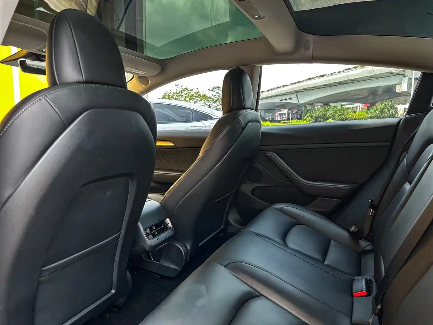 Фото 8 - Tesla Model 3
