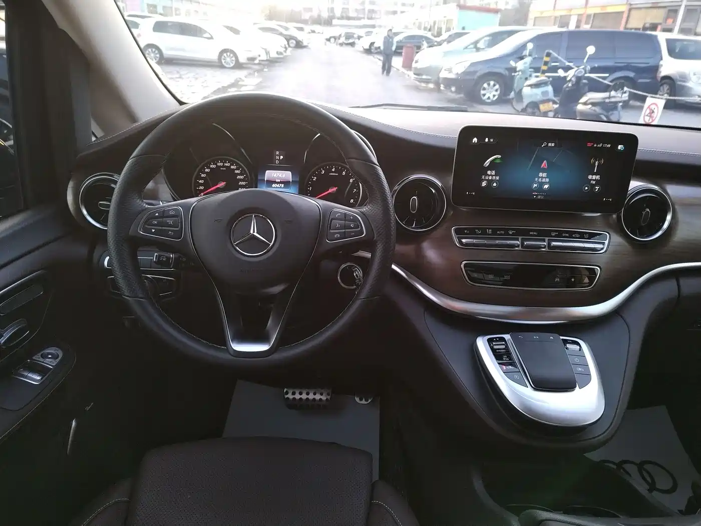 MERCEDES-BENZ V CLASS