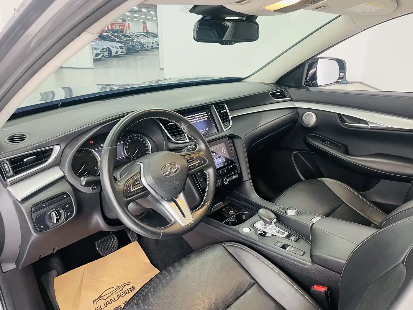 Infiniti QX50 2021 2020 Facelift 2.0T 4WD Elite Edition