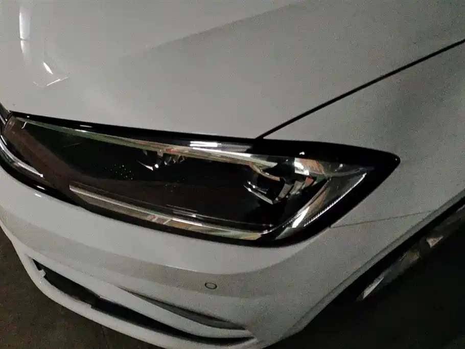 VOLKSWAGEN GOLF*JIAYU