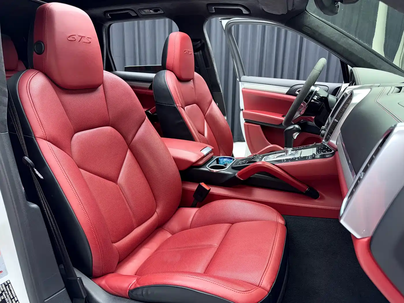 Porsche Cayenne 2015 Cayenne GTS 3.6T фото 18
